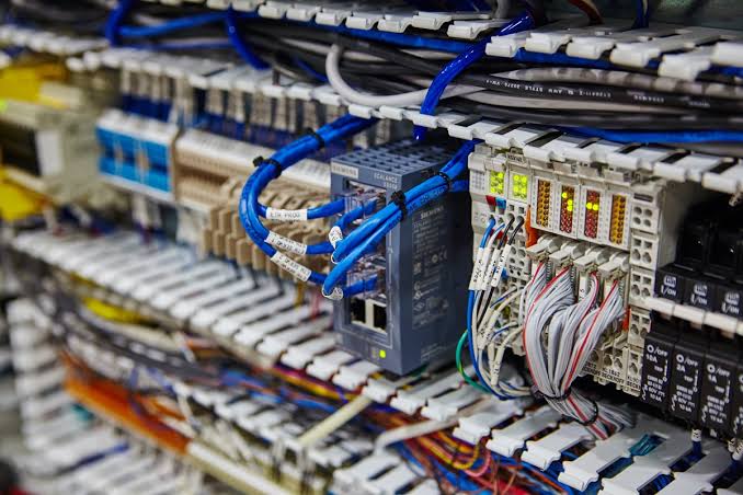 Connectivity and Passive Components